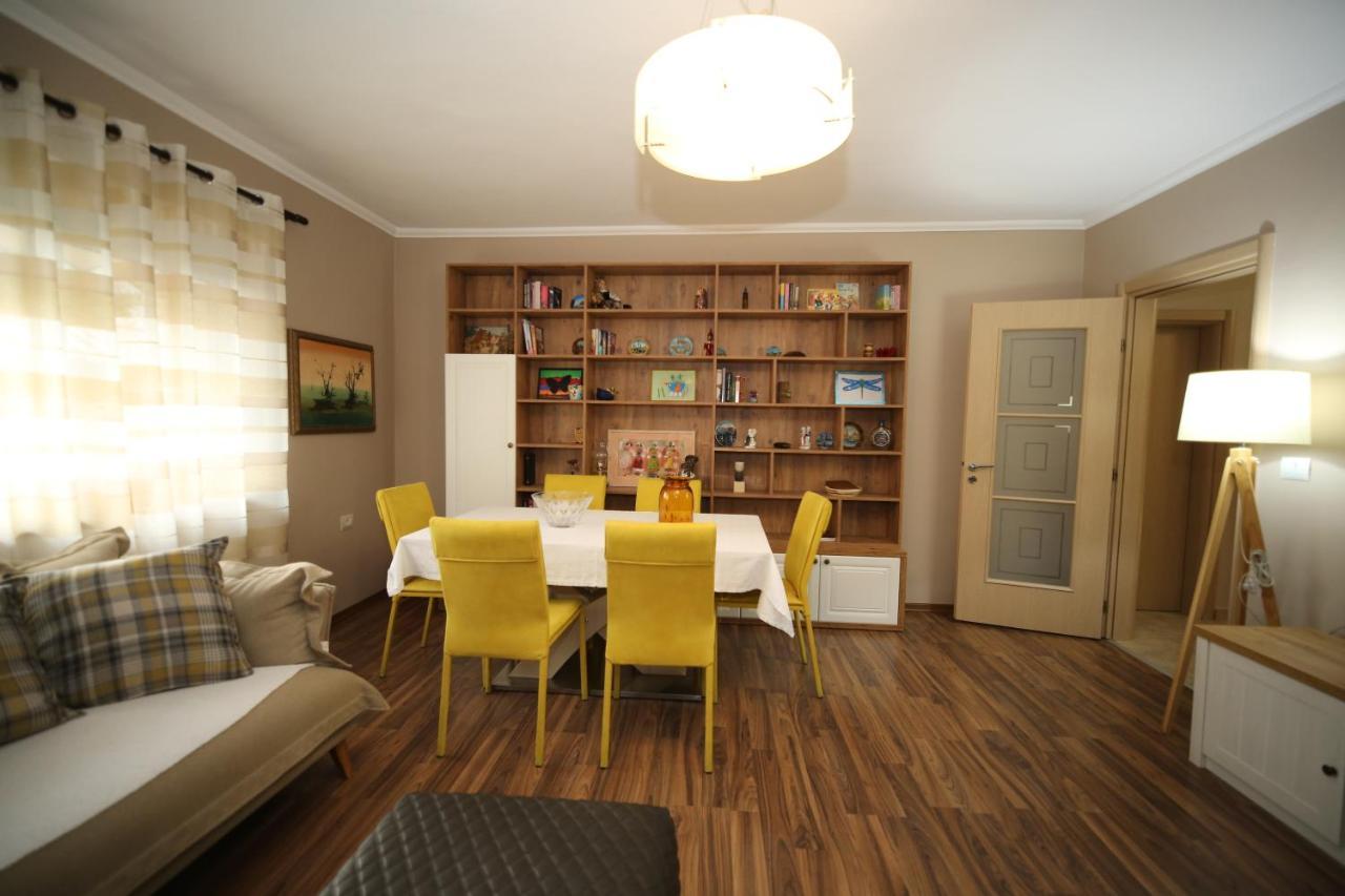 Eos Apartment Tirana Exterior foto